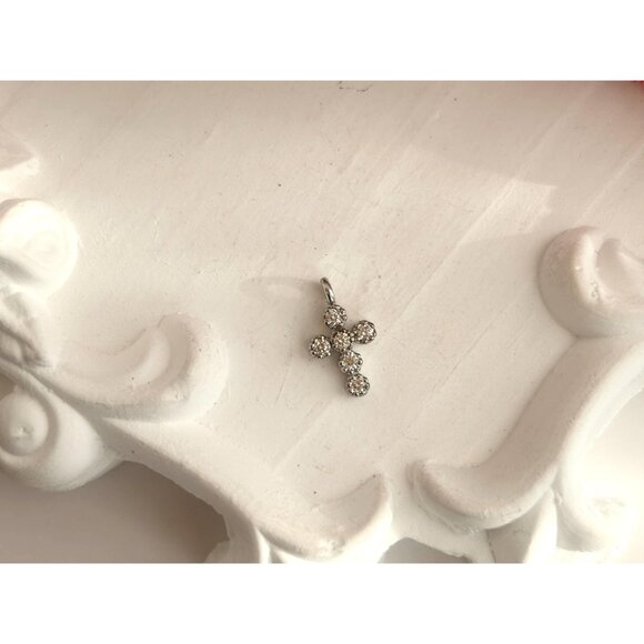 Cross Shaped CZ Accented Catholic | Christian Silver T Vintage Pendant | Charm - Picture 3 of 8